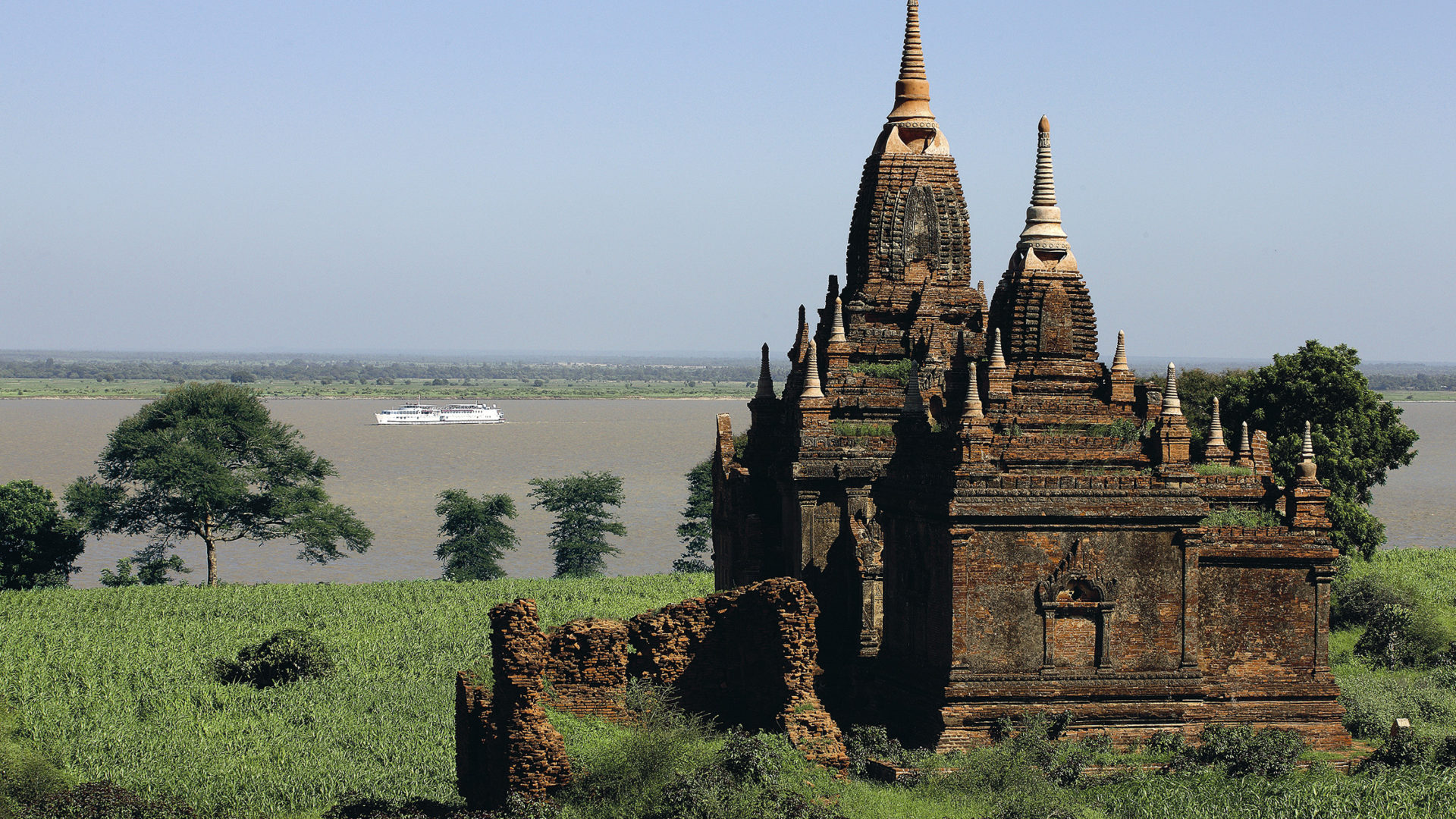 Road to Mandalay, A Belmond Boat