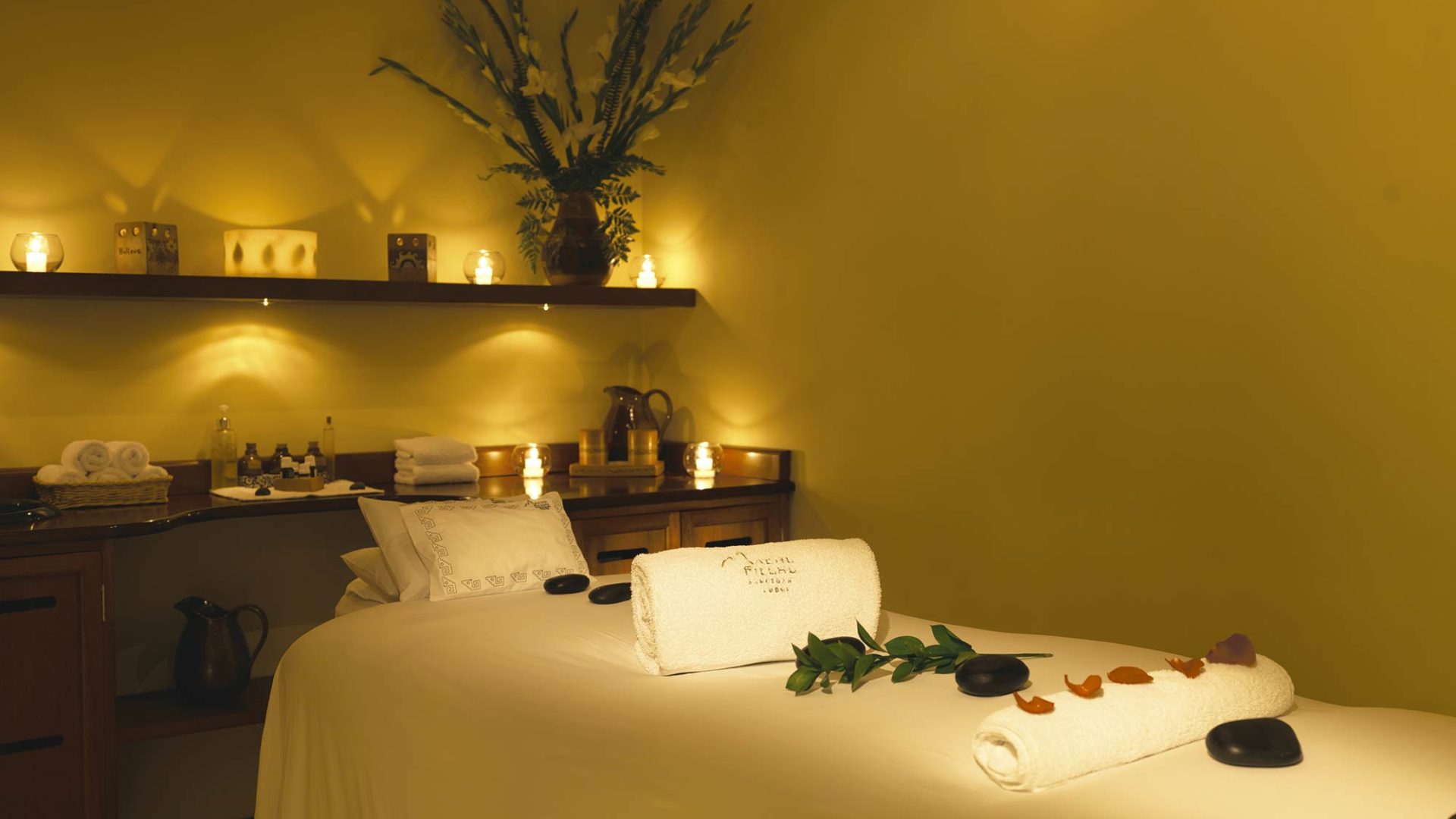 belmond sanctuary lodge