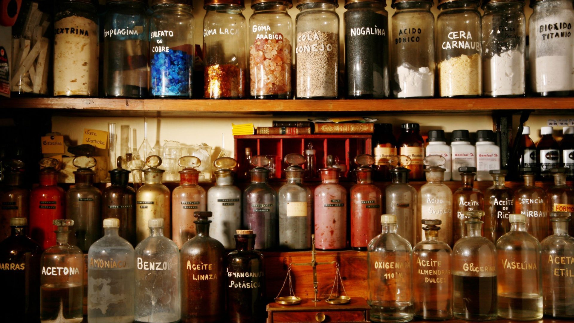 Barcelona 100-year-old firms & shops