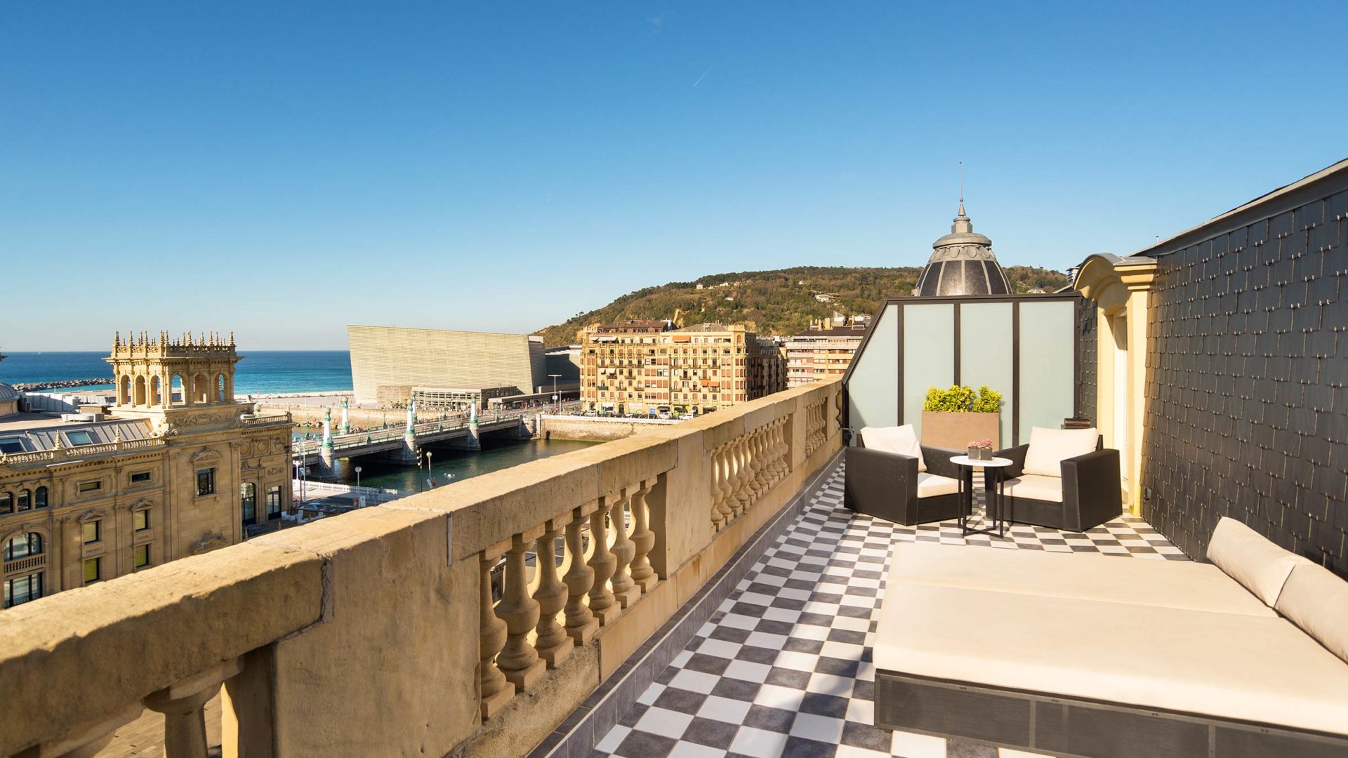 hotel maría cristina