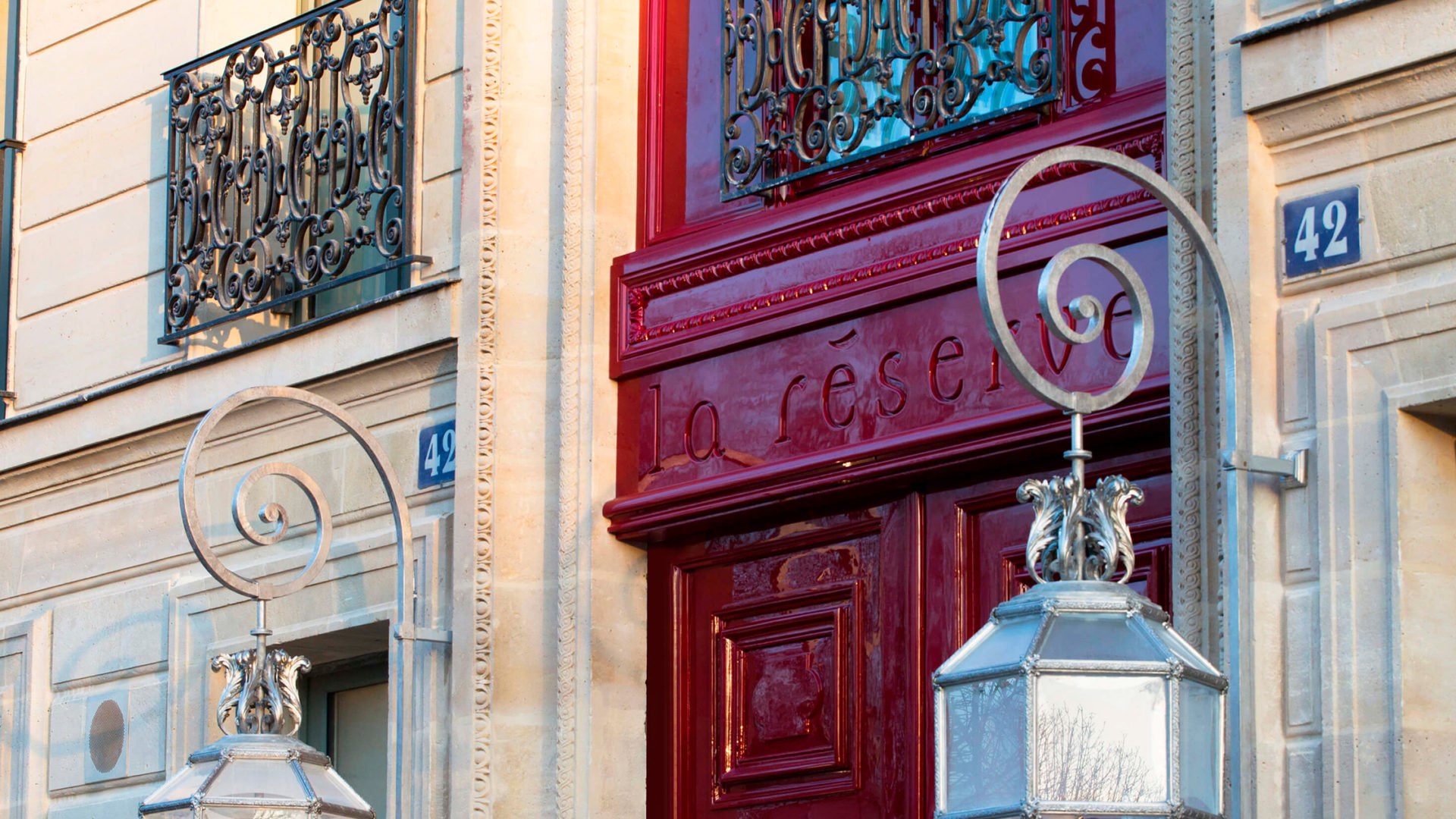 La Réserve Paris Hotel & Spa