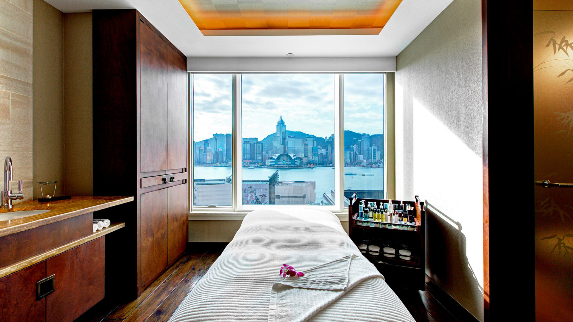 the peninsula hong kong