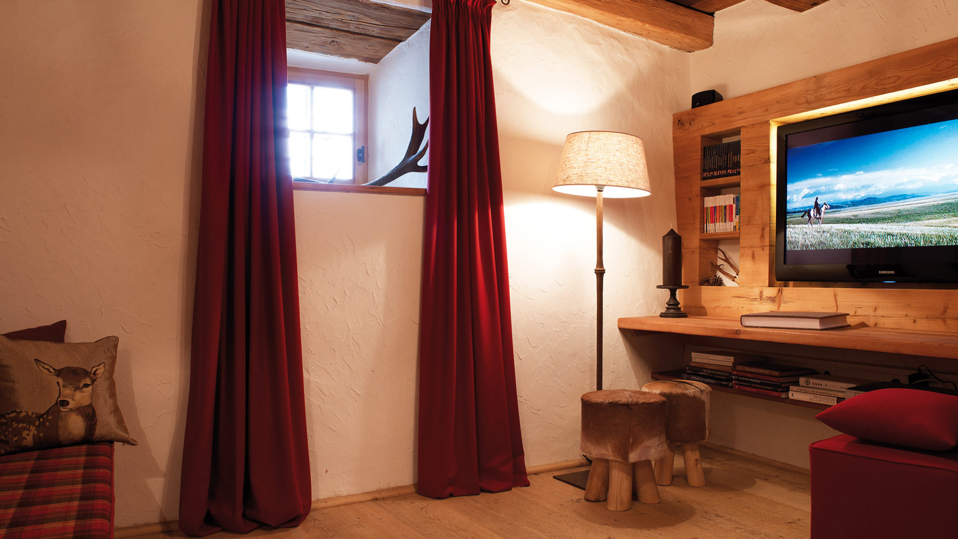 white deer san lorenzo mountain lodge