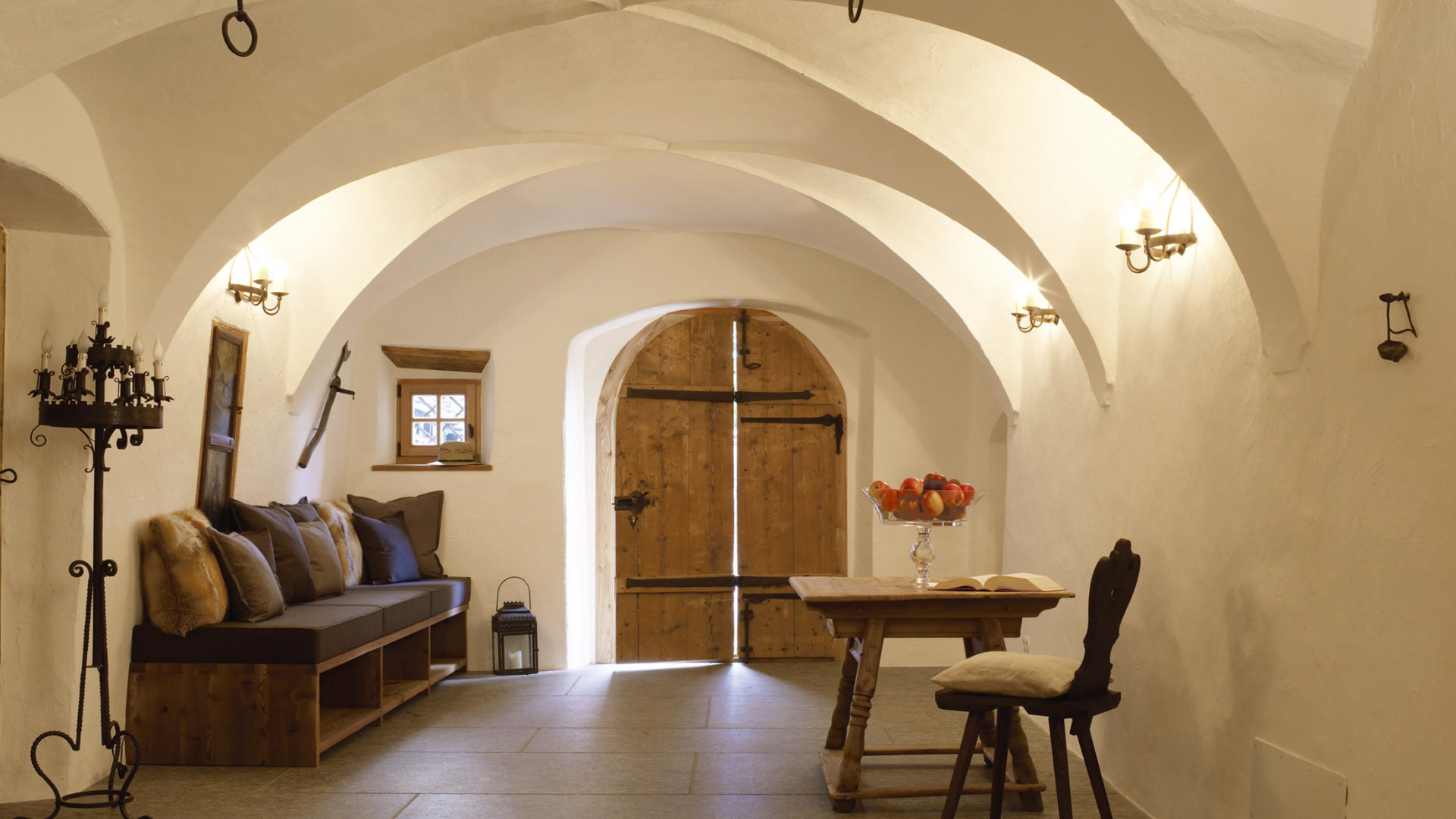 white deer san lorenzo mountain lodge