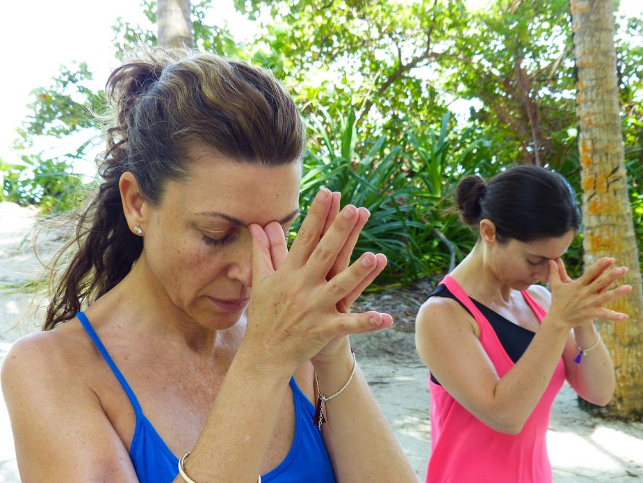 yoga retreat como maalifushi