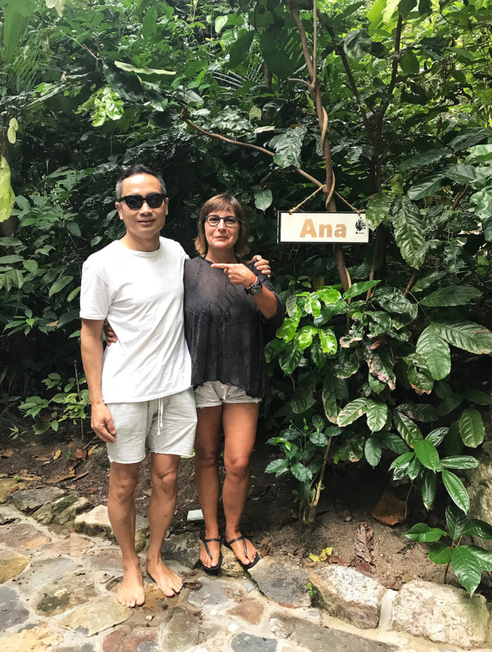 travel story ana bawah