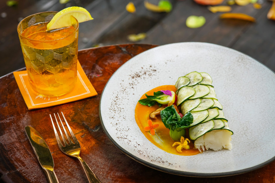 travel story ana bawah