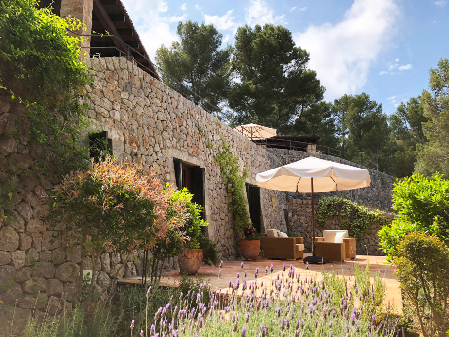 ana travel story mallorca