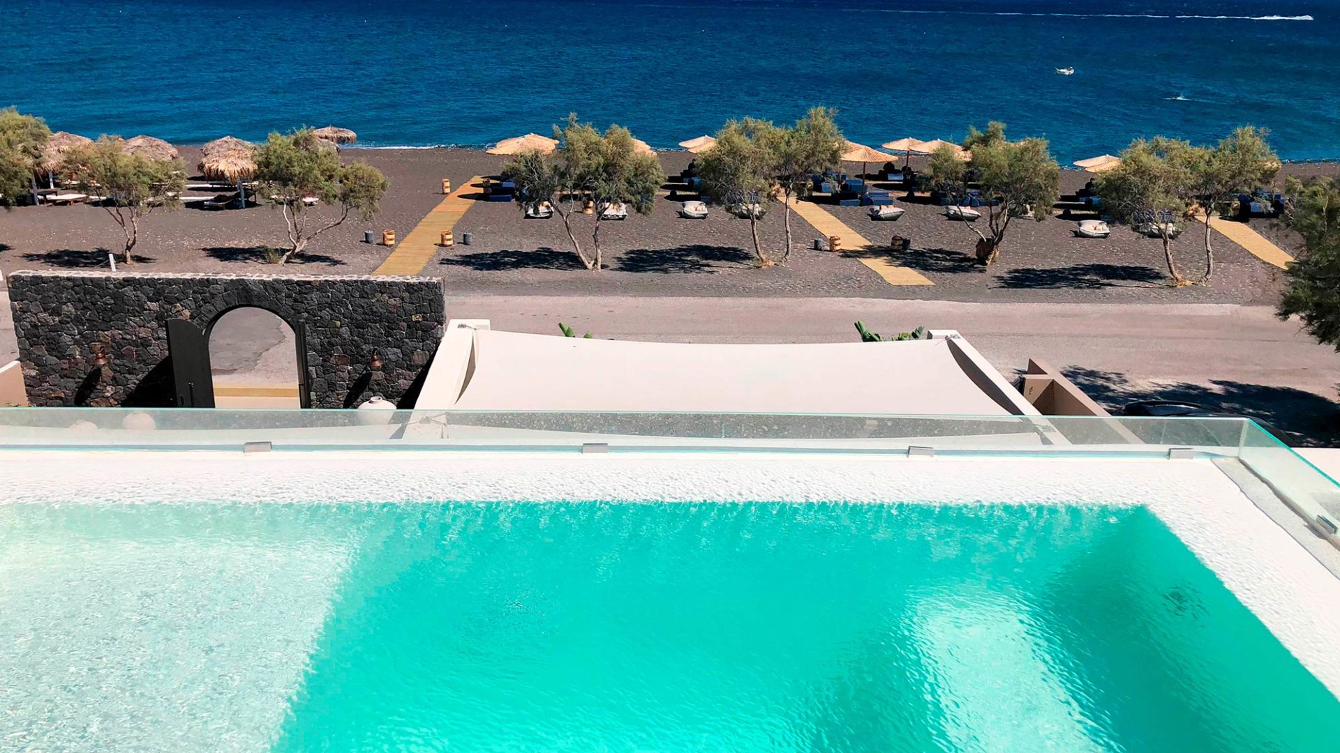 ana travel story santorini