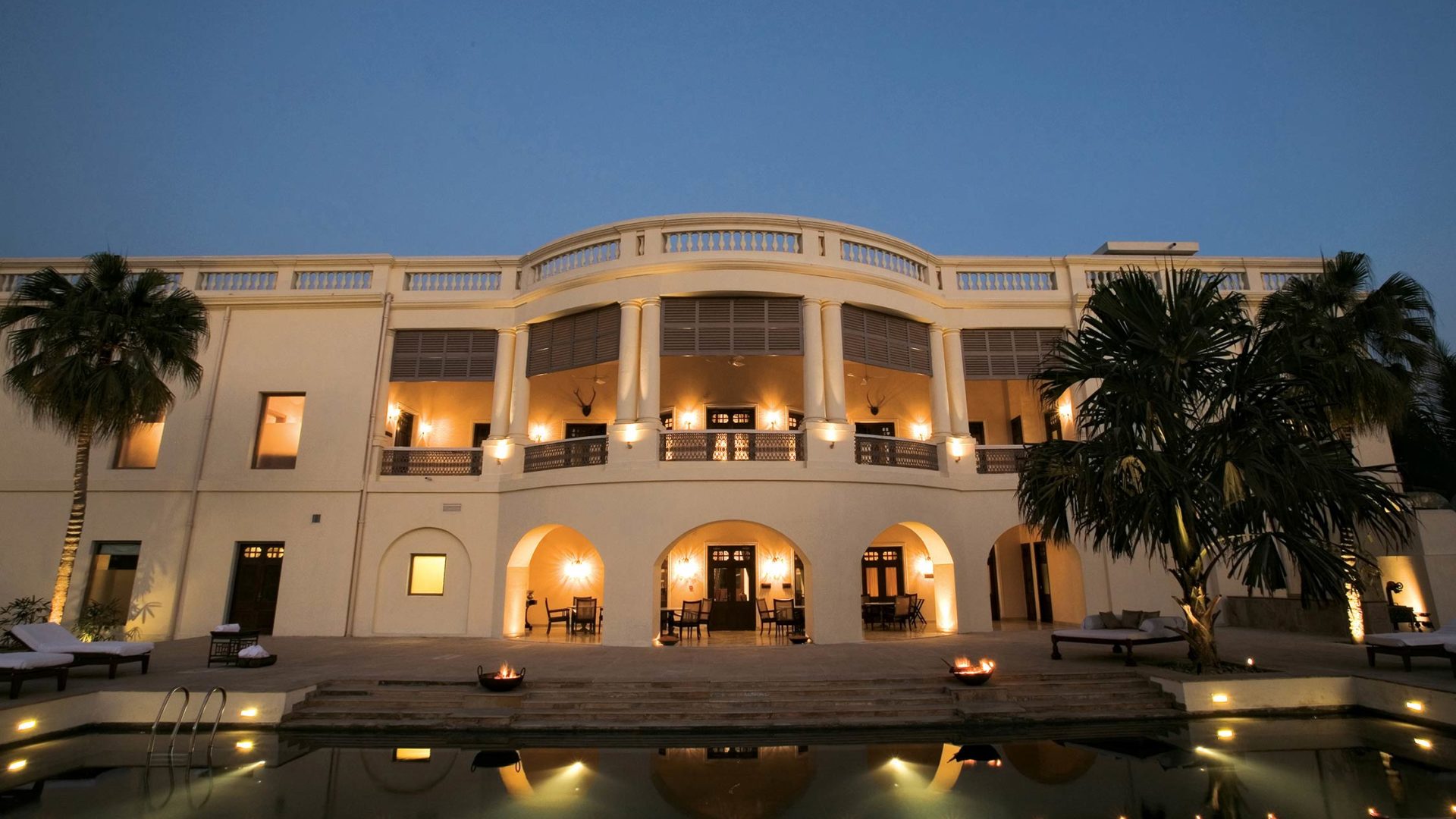 laura travel story india