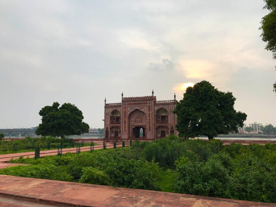 laura travel story india