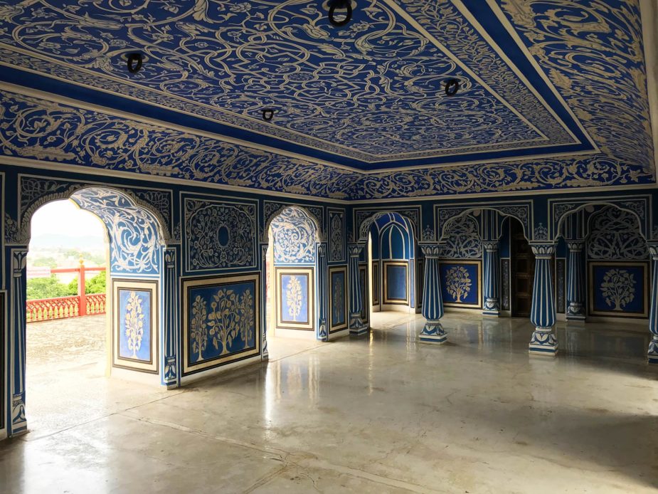 laura travel story india