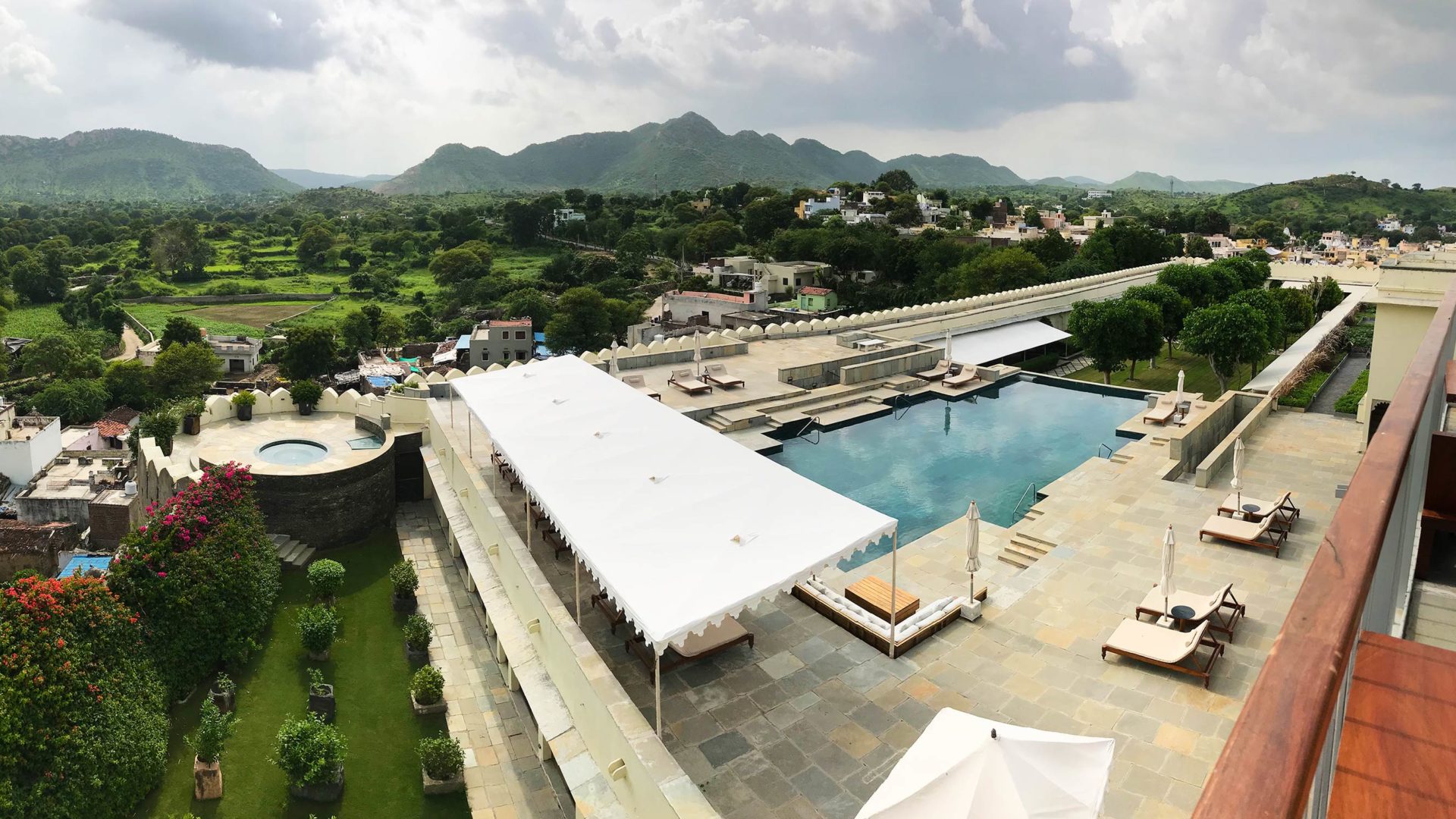 laura travel story india