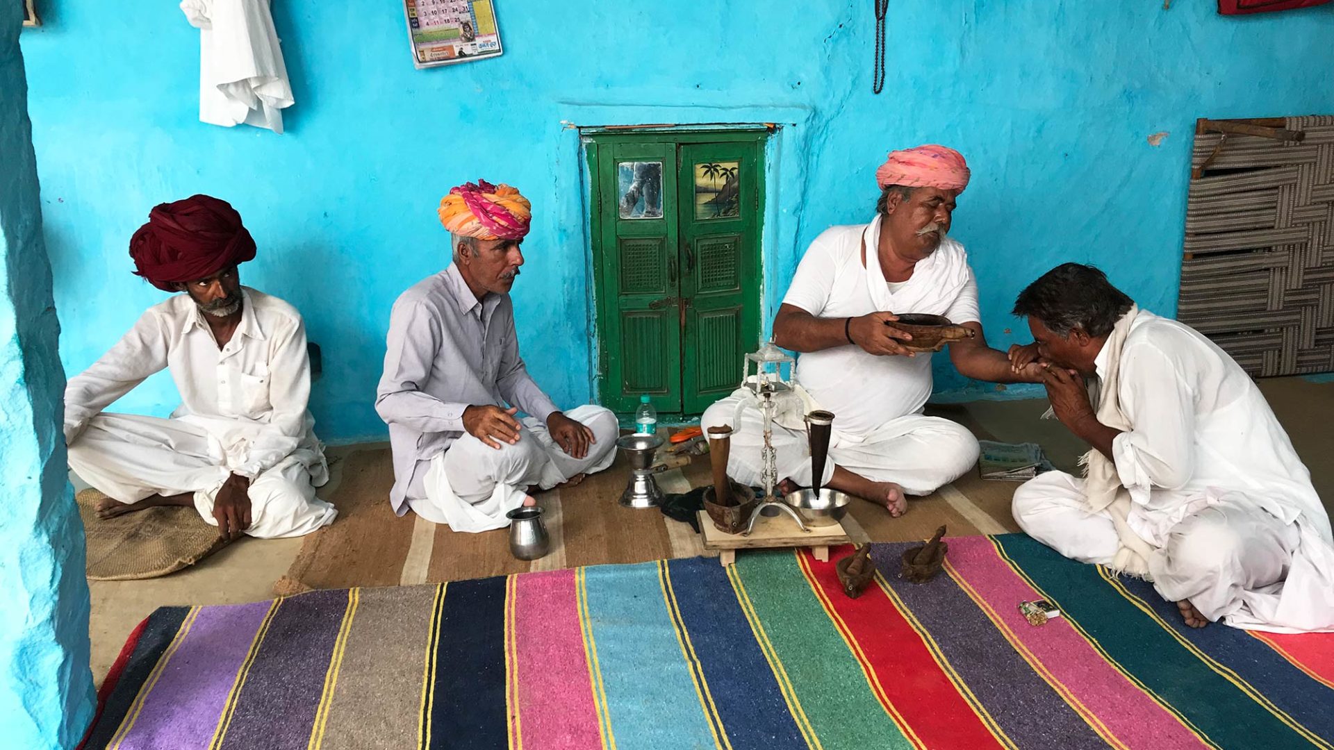 laura travel story india