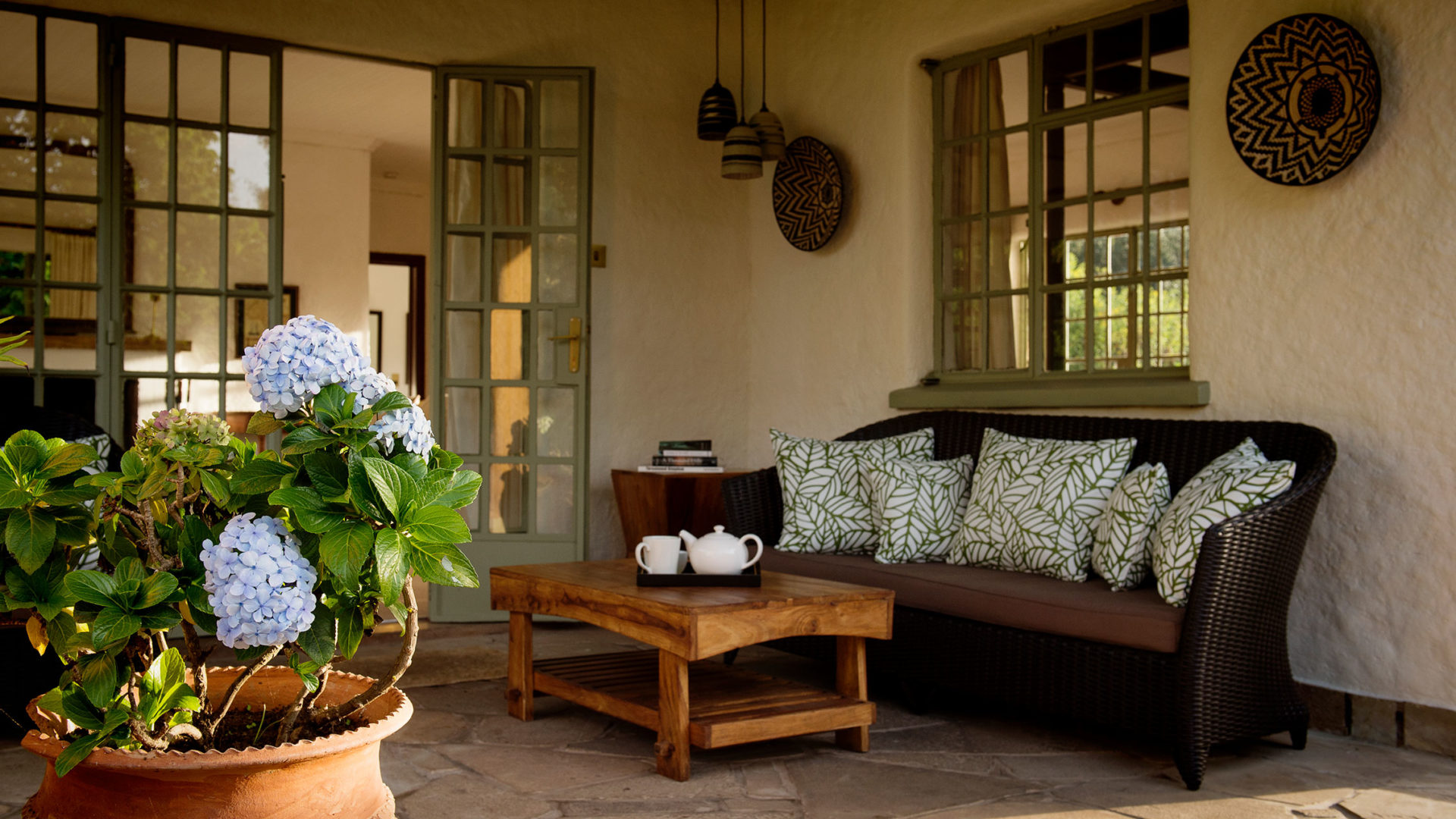 sabyinyo silverback lodge