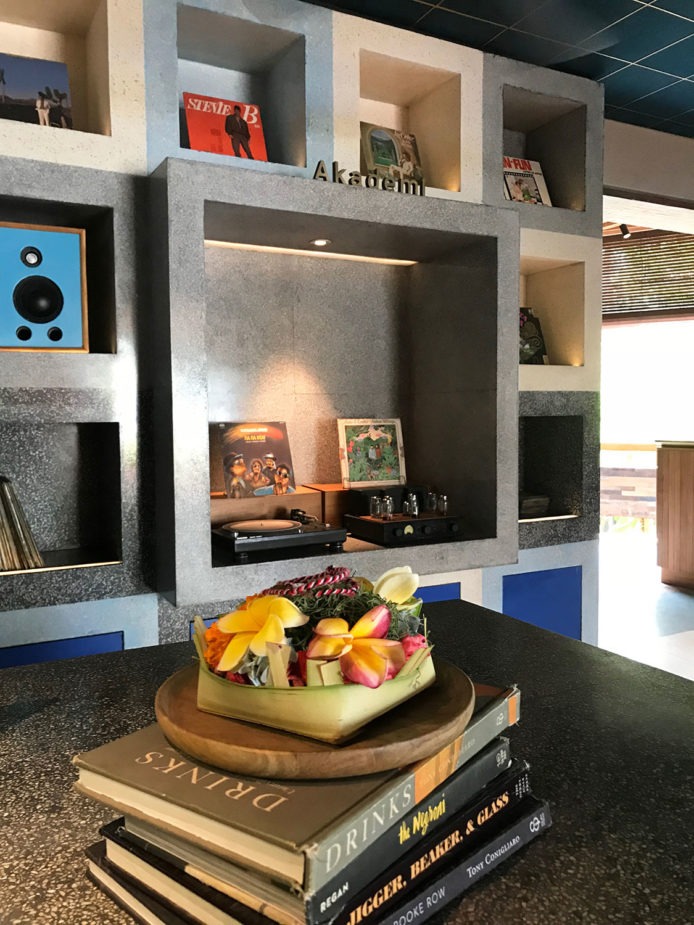 travel story ana laura bali