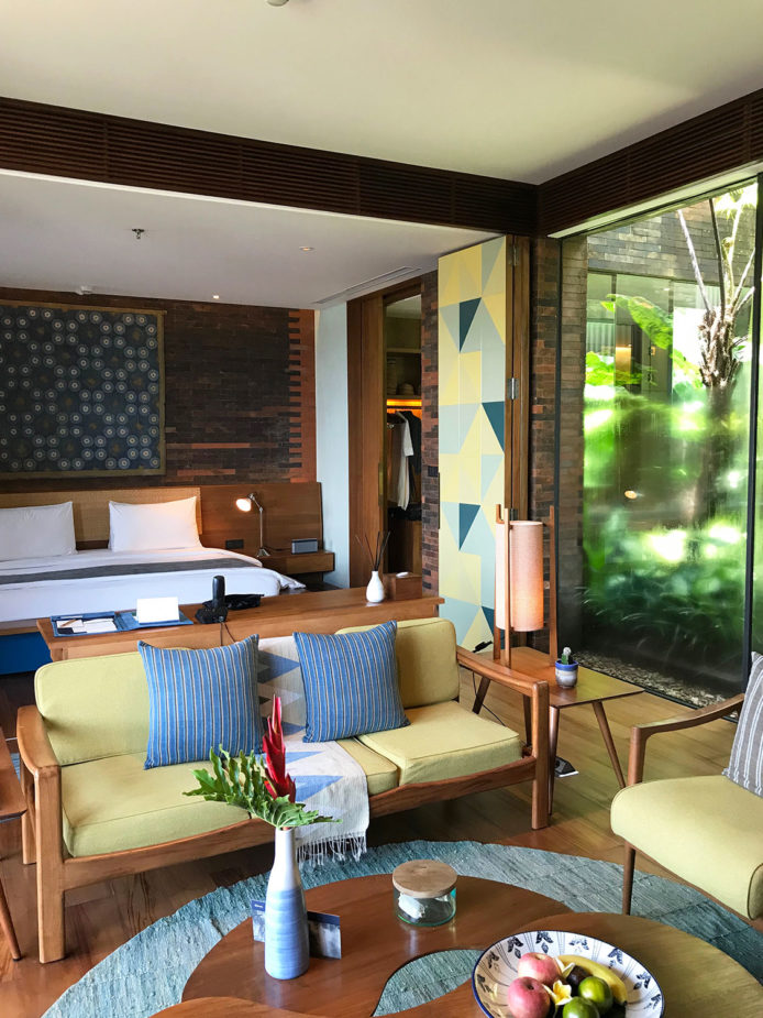 travel story ana laura bali