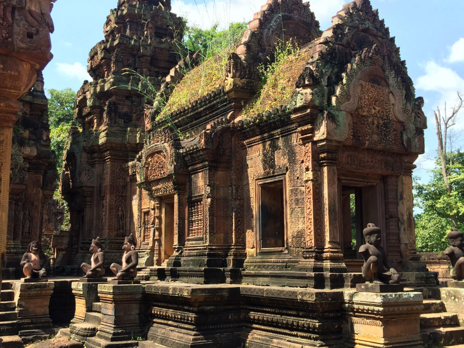 esther travel story camboya