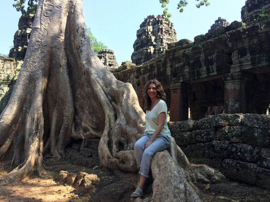 esther travel story camboya