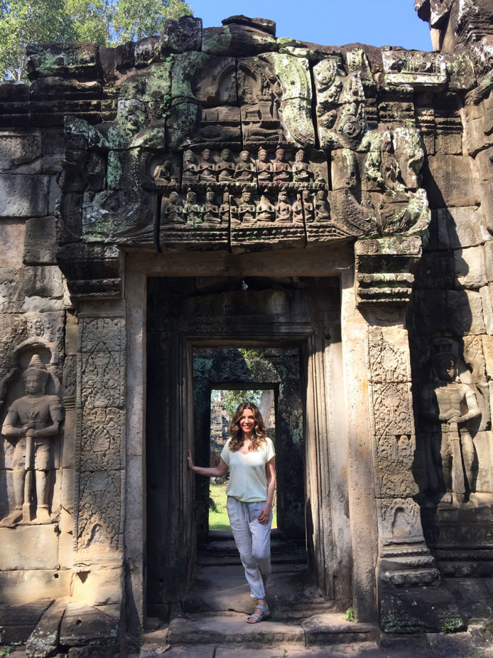 esther travel story camboya