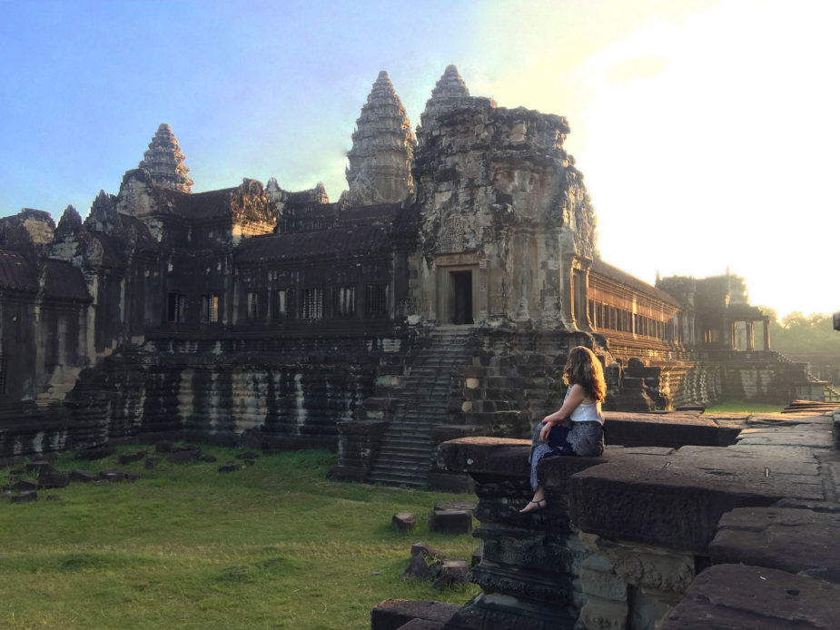 esther travel story camboya