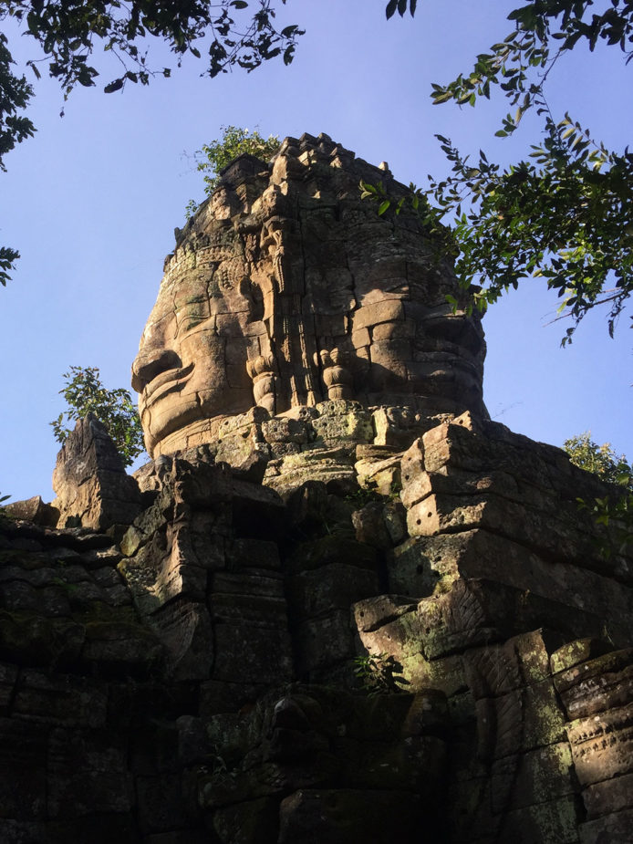 esther travel story camboya