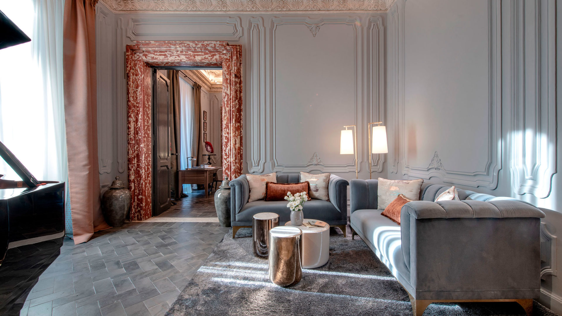 holy deer san lorenzo city lodge