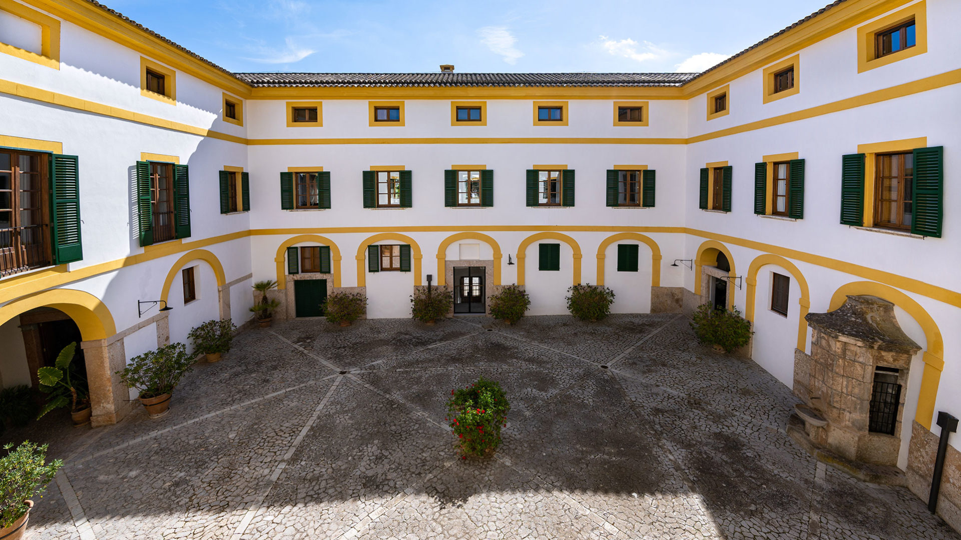 esther travel story canet