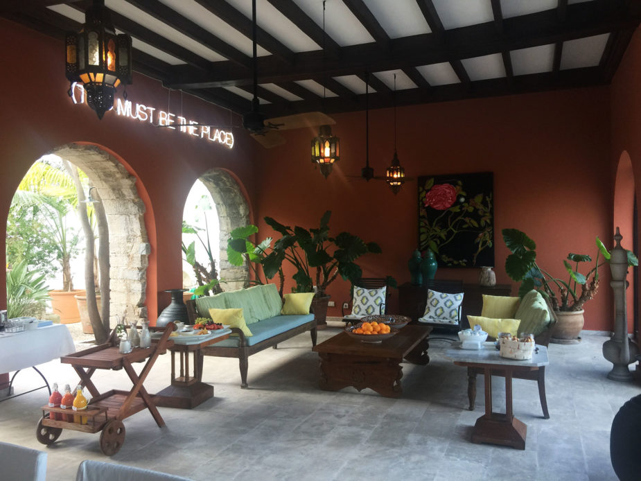 esther travel story canet