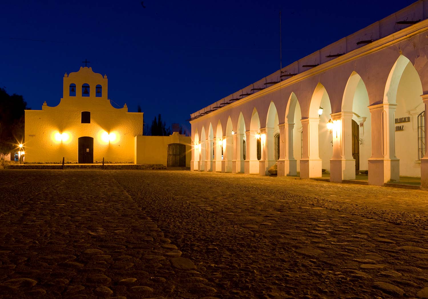 BRU & BRU - Exclusive Travel Designer - Argentina Patagonia - Travesia Salta - Explora