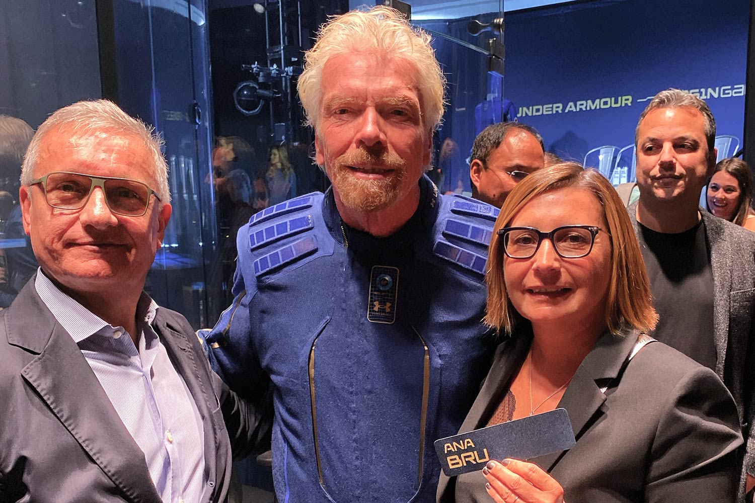 Bru & Bru agencia de viajes, Ana Bru en la presentación de los trajes espaciales de Virgin Galactic, 2019