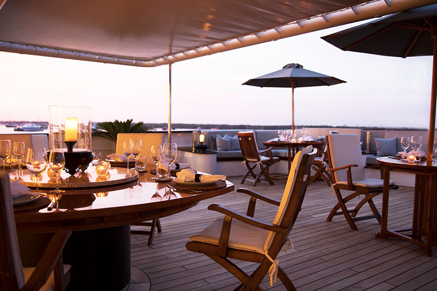 BRU-BRU-Viajes-exclusivos-Indonesia-Aqua-Bluejpg