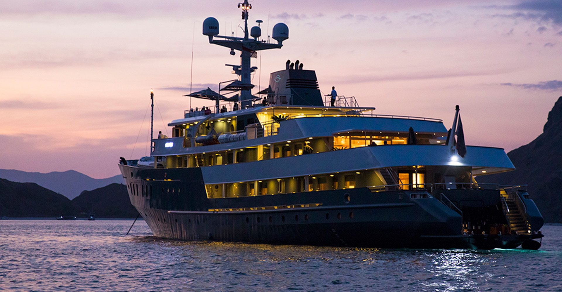 BRU&BRU-Viajes-Exclusivos-Indonesia-Aqua-Blue-portada