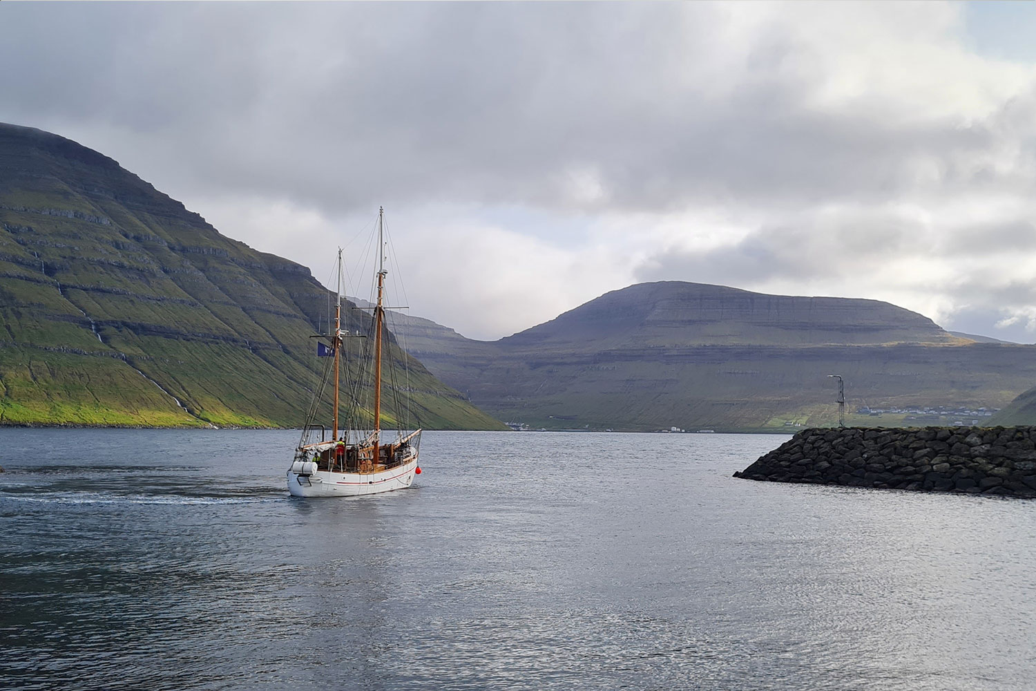 BRU-BRU-Viaje-privado-Islas-Feroe