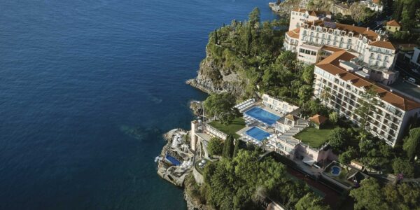 BRU&BRU-Agencia-de-viajes-exclusivos-Hoteles-Madeira-Belmond-Reids-Palace